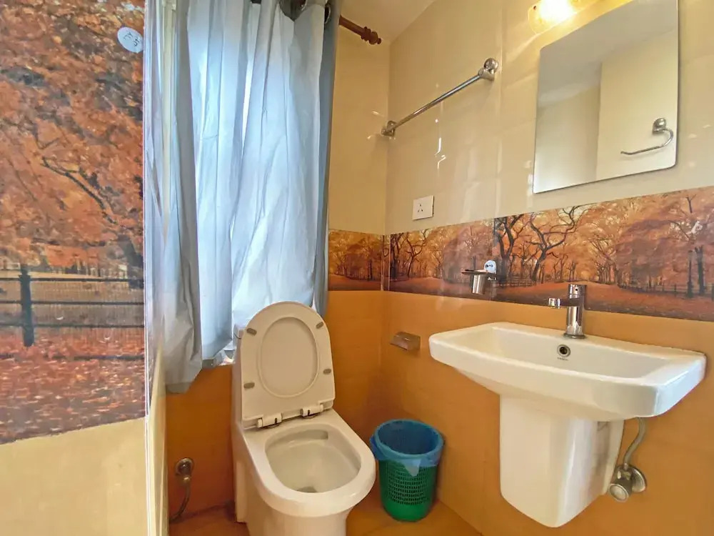 Hotel Tara Suites