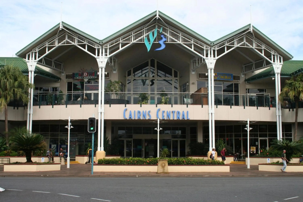 Stunning Costal 3 Bedroom Apartment In Cairns Cbd