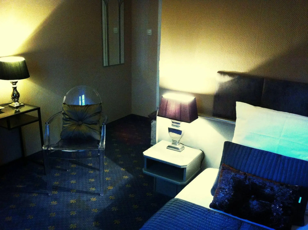 Hotel Lux