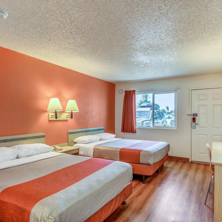 Motel 6-Stockton, CA - Charter Way West