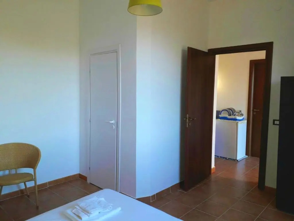 2 bedrooms house with city view enclosed garden and wifi at Ballata