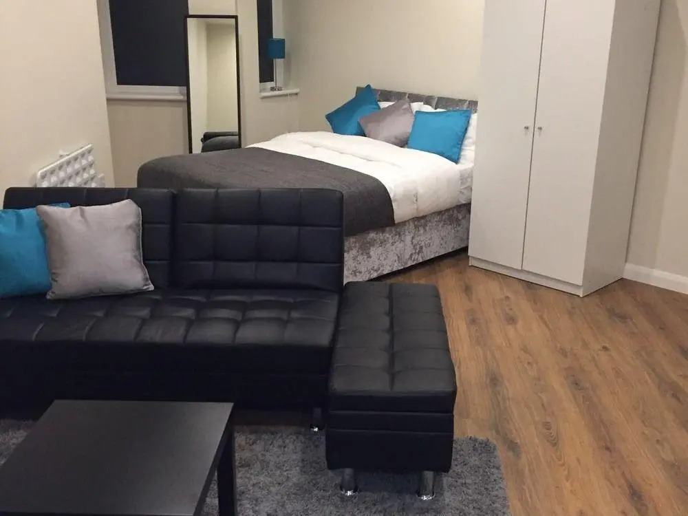 Showcase Apartments - Kimberley House