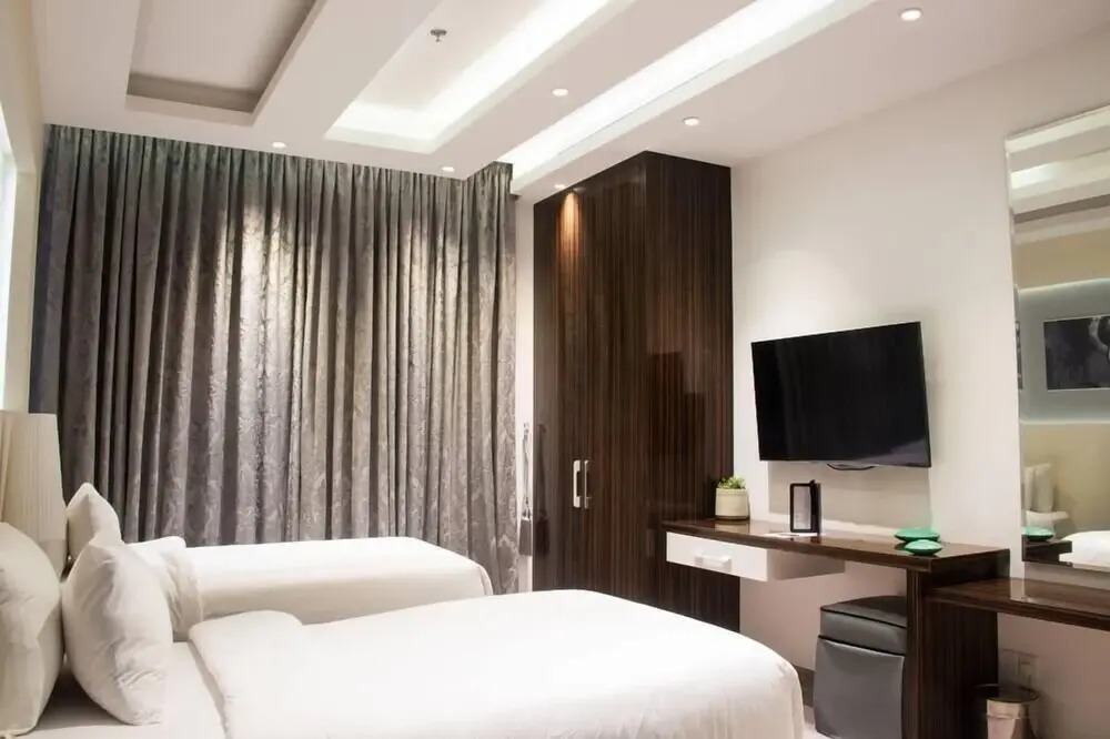 Clowzer Hotel- فندق كلاوزر