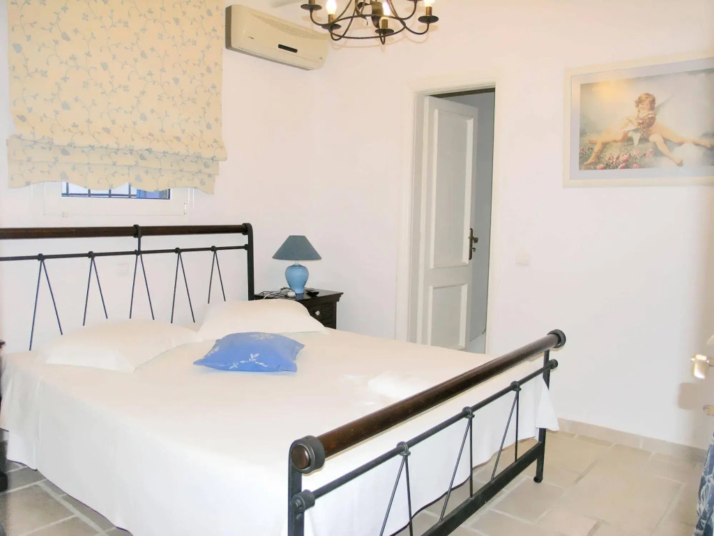 Mykonian Iros Suites & Villas