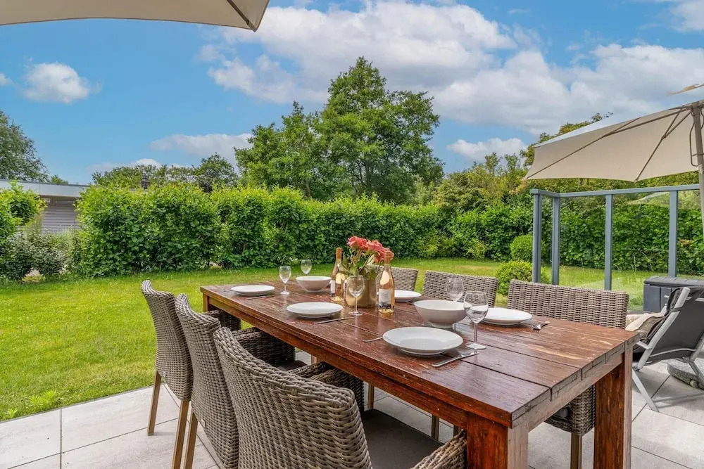 Tastefully Furnished Country House for 6 People