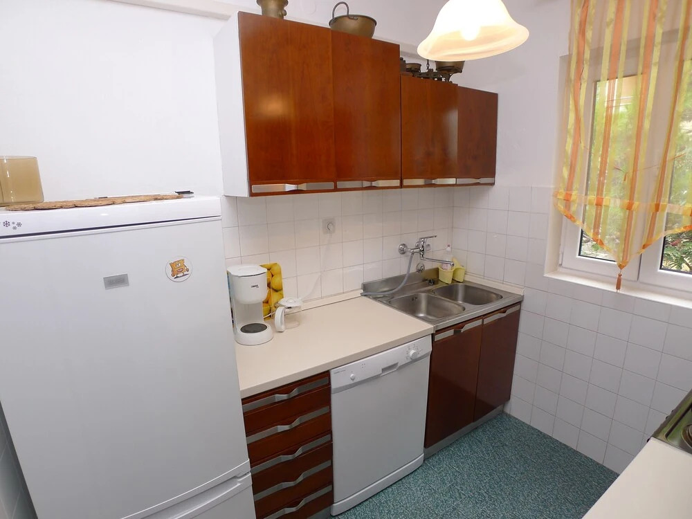 Apartment for six Persons With Three Bedrooms and Internet