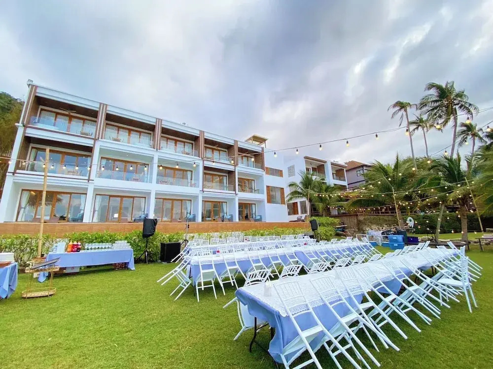 X-sea khanom Harbor Bay Resort