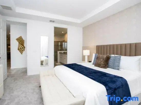 Solara Resort 6 Bedroom Vacation Home 8905