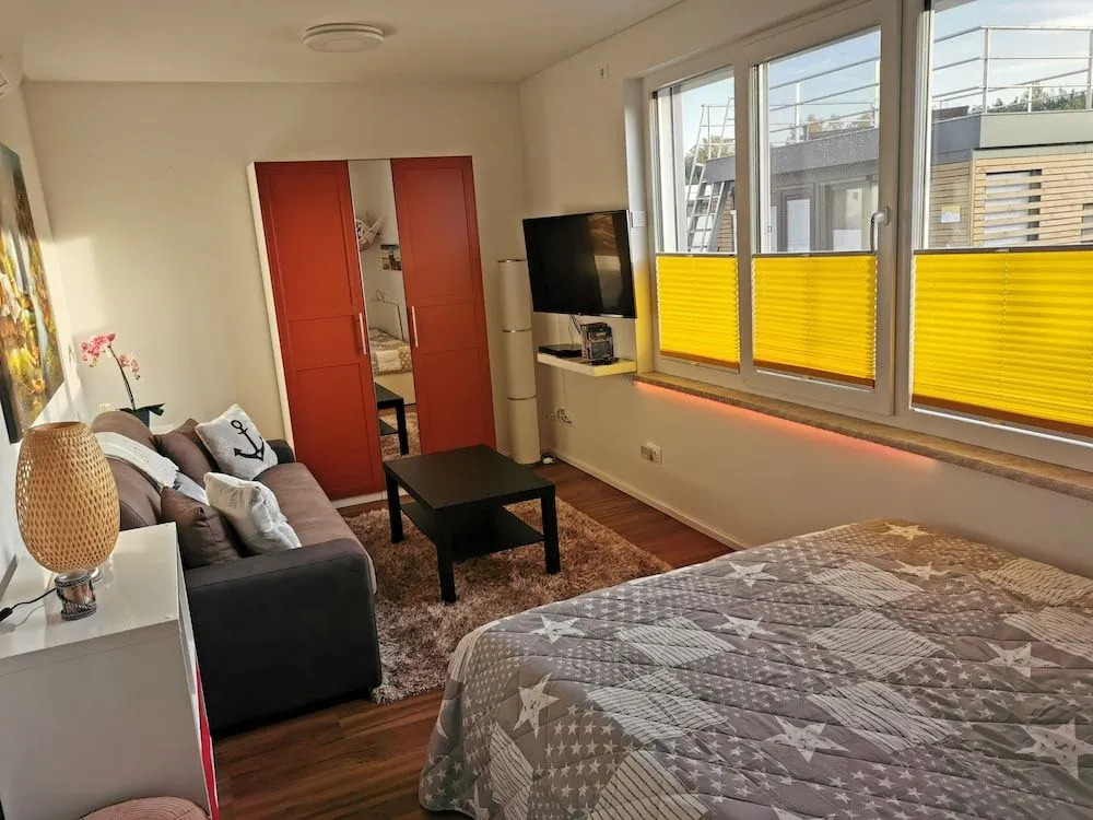 Schwimmendes Haus Robby II