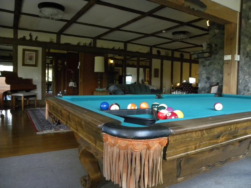 Mount Shasta Ranch Bed and Breakfast