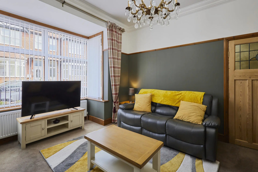 Host Stay Cromwell House