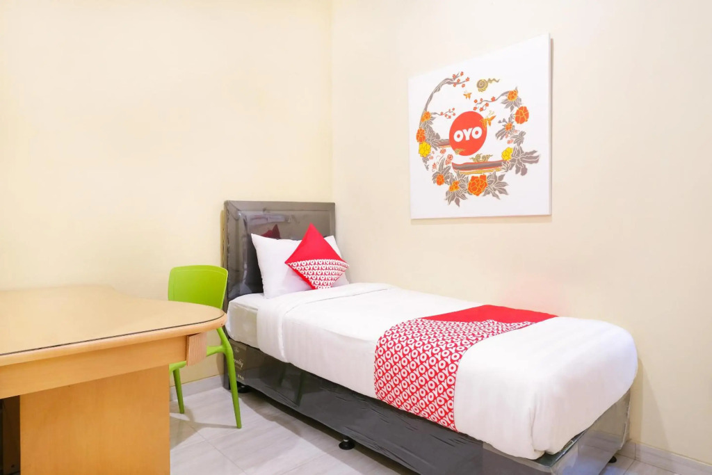 Hotel O DeHome Family