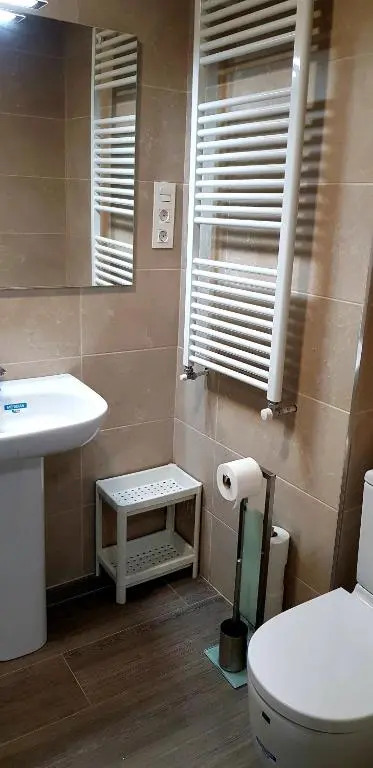 Laia Home Garaje Y Wifi