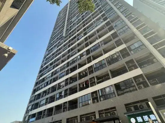 Golden Diamond Apartment