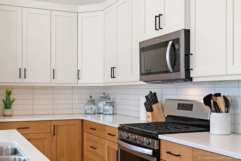 #18 At Bloomington Country Club 4 Bedroom Townhouse by Redawning