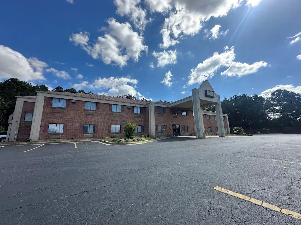 Budget Inn, Hwy 41