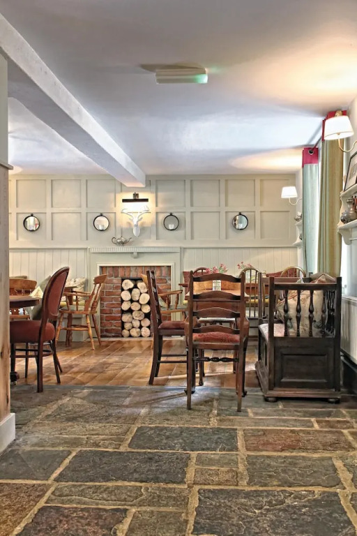The Wheatsheaf Inn