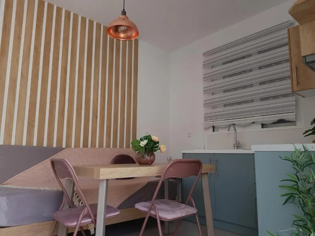 Galazia Thea Apartments