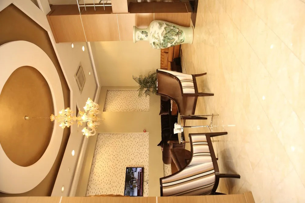Way Hotel