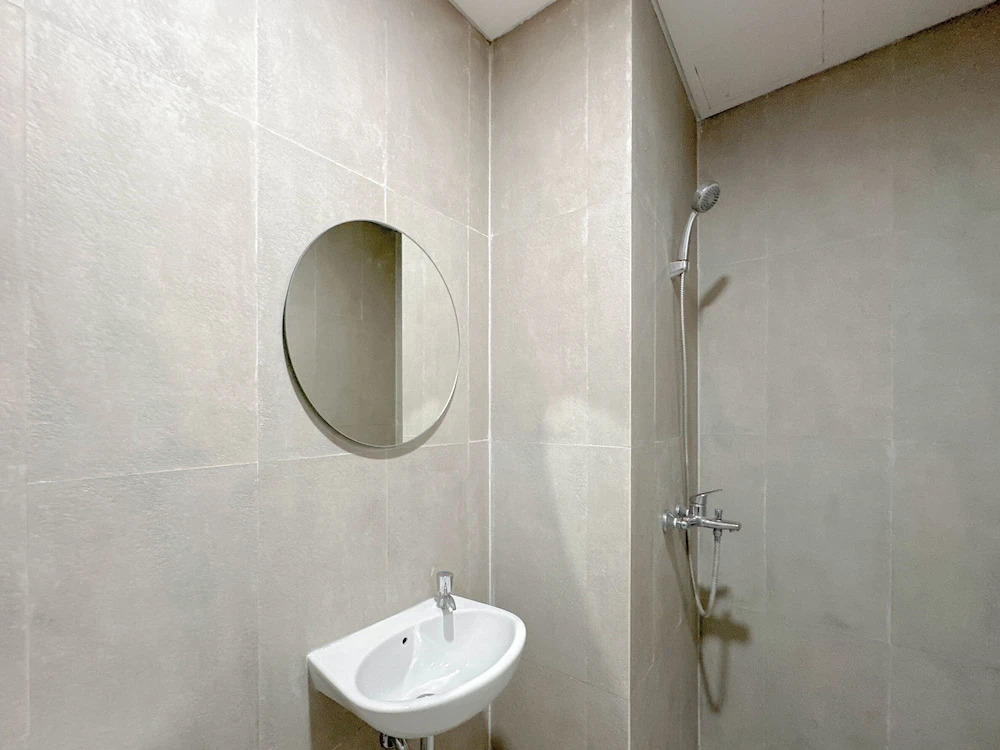 Modern Design Studio At Kyo Society Apartment