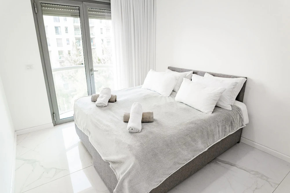 Harav Kuk Royal Suites - Alefimmoed