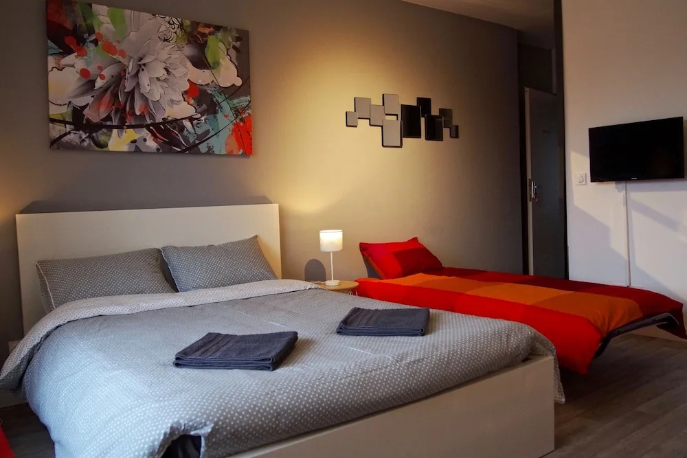 Annecy Booking