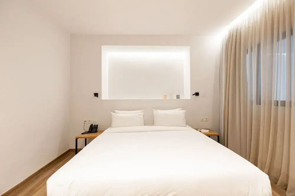 Pnoe Urban Living