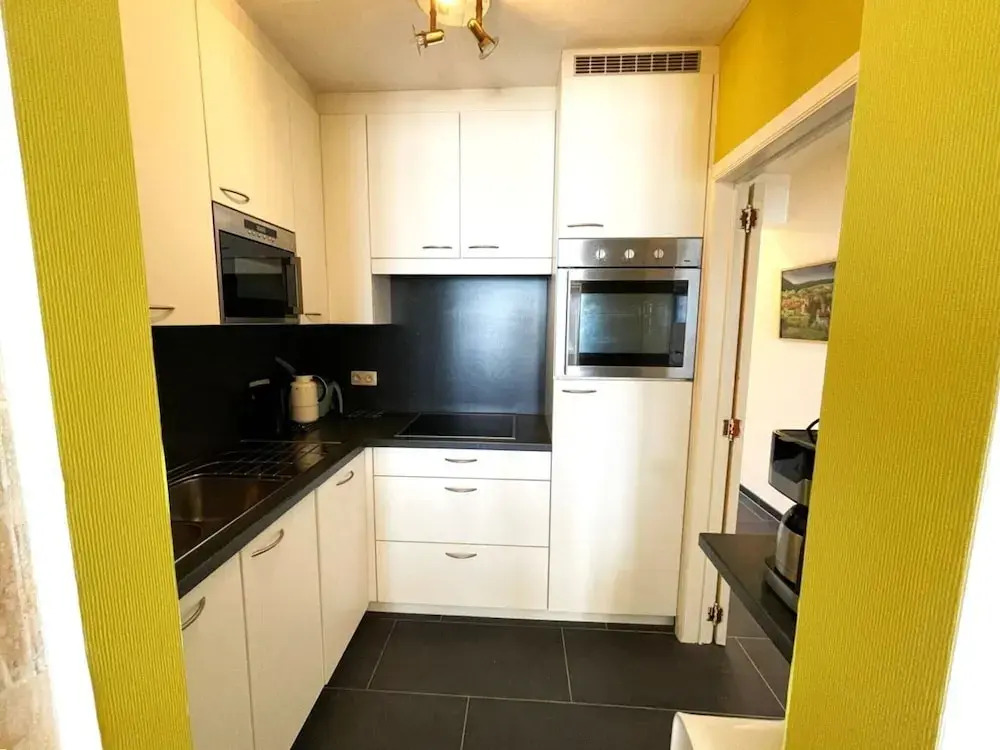 Apartment for 5 People With sea View