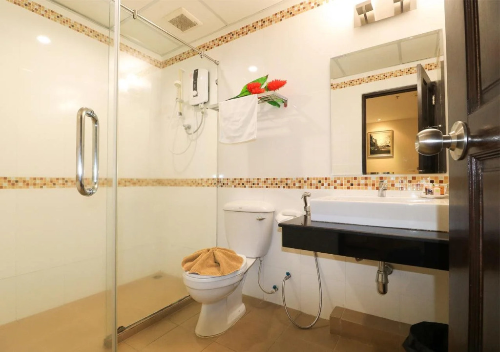 G2 Hotel Group