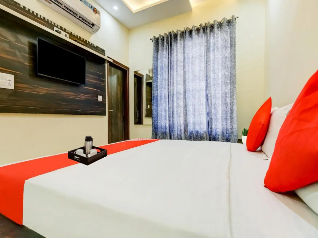 Hotel O Moon trip