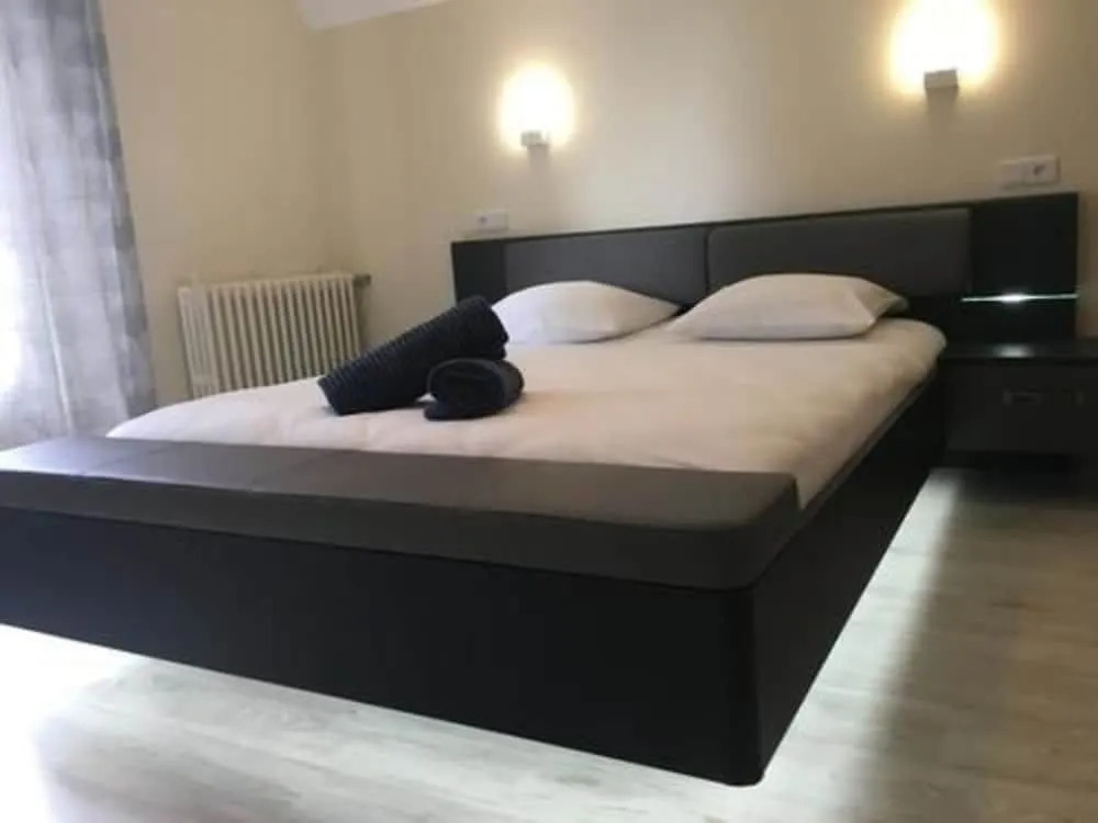 Au Charme du Lac Piscine & Spa 2