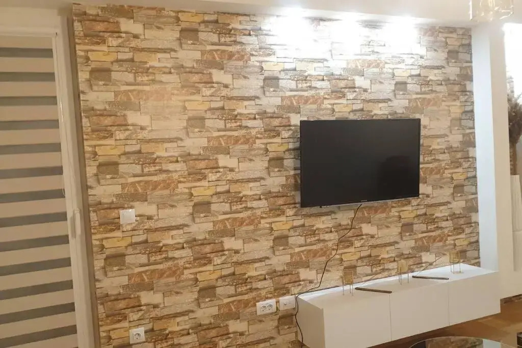 Temi's Apartments 1