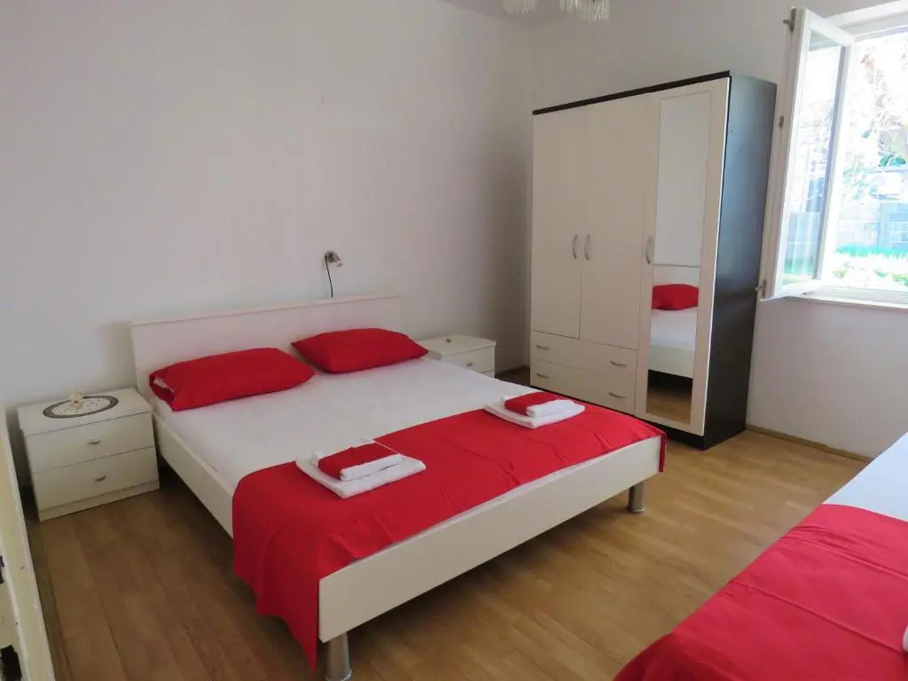 Apartment Novalja Center