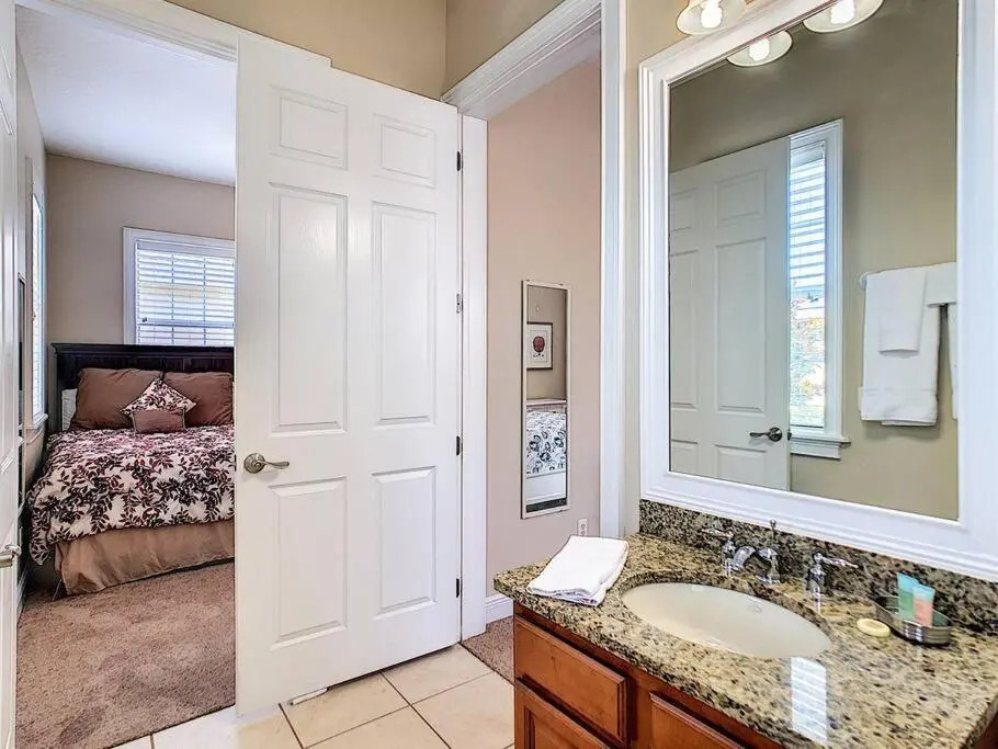 Two King En-Suites …Inside the Prestigious Reunion Resort