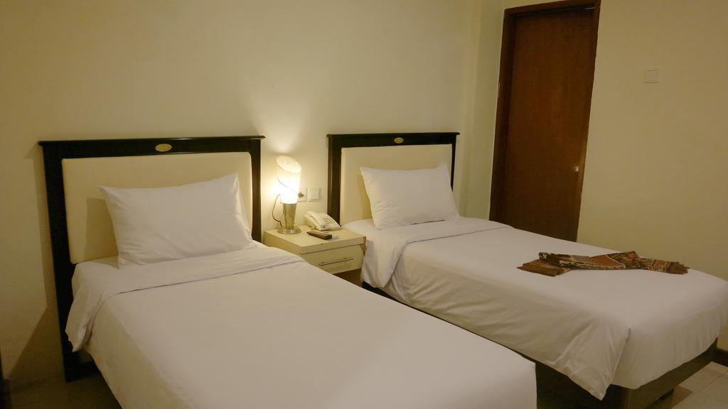 Ion Hotel