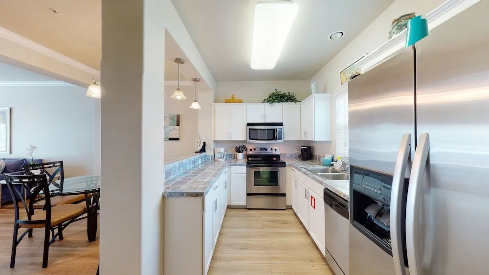Heaven On Eleventh 3 Bedroom Condo