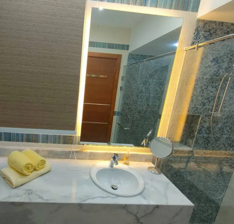 luxury half villa sea view team