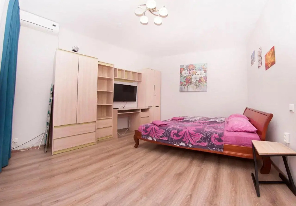 apartments on Chkalova