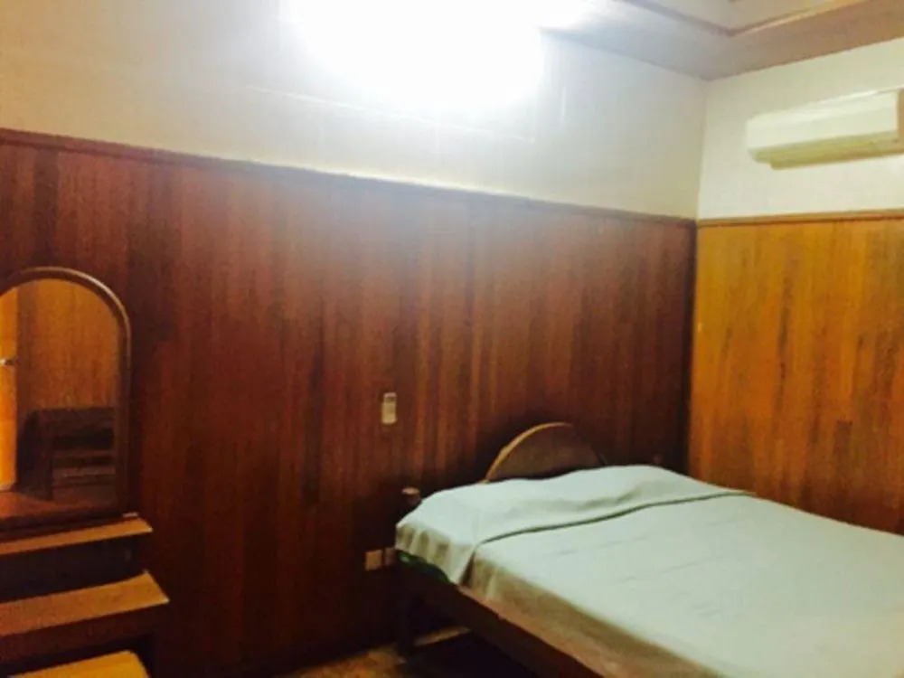 迈卡拉旅馆(May Kha Lar Guest House)