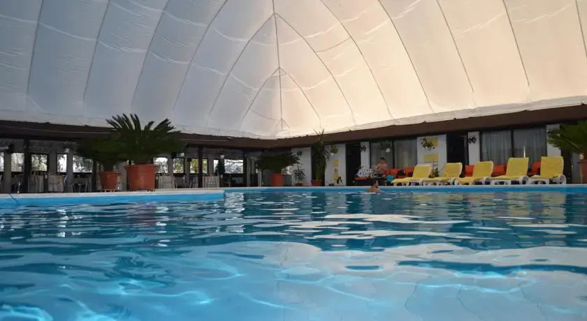 Island Club