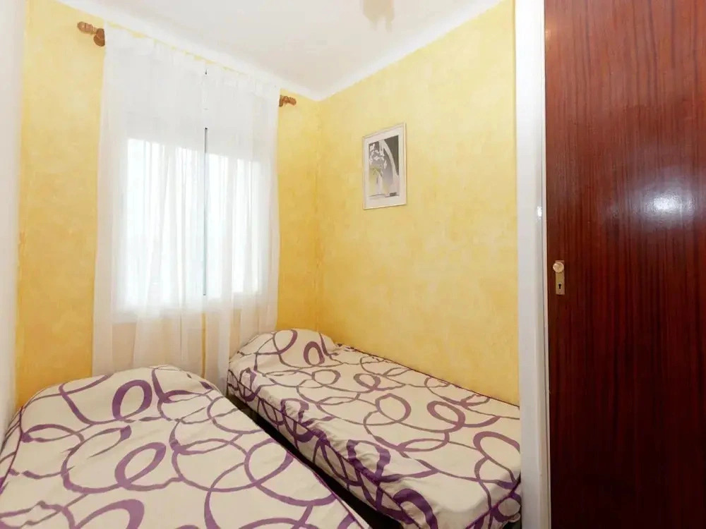 Apartment in Roses Near Santa Margarita Beach