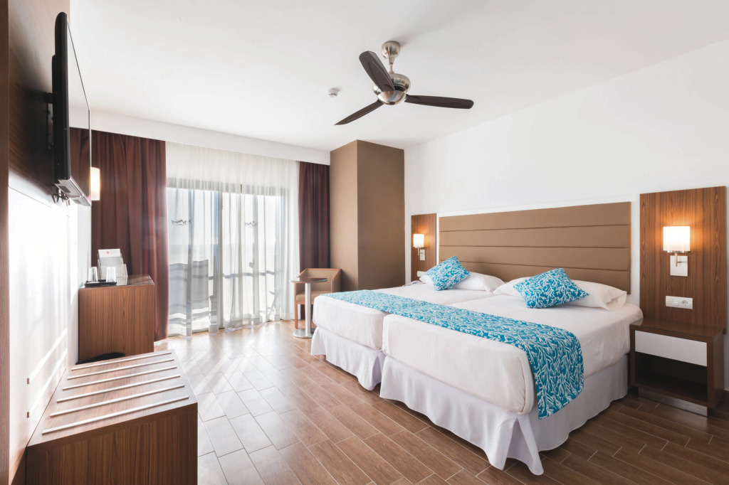 Hotel Riu Bravo - 00 All Inclusive