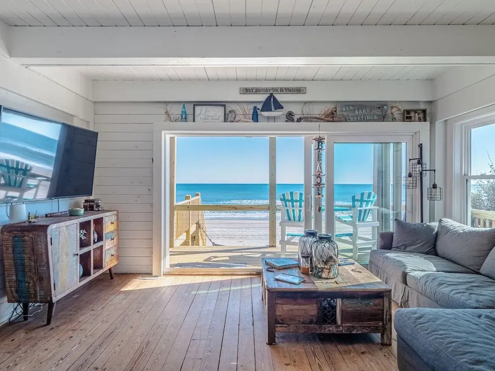 Vintage Vacation by Topsail Realty