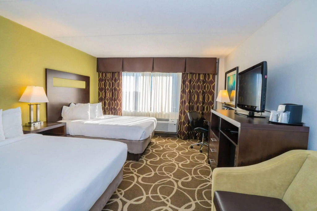 Elimwood Hotel, a Ramada by Wyndham