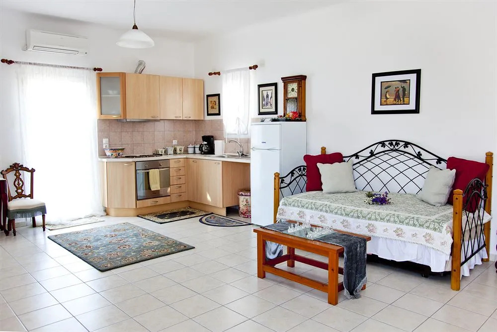 Elenis Village Suites