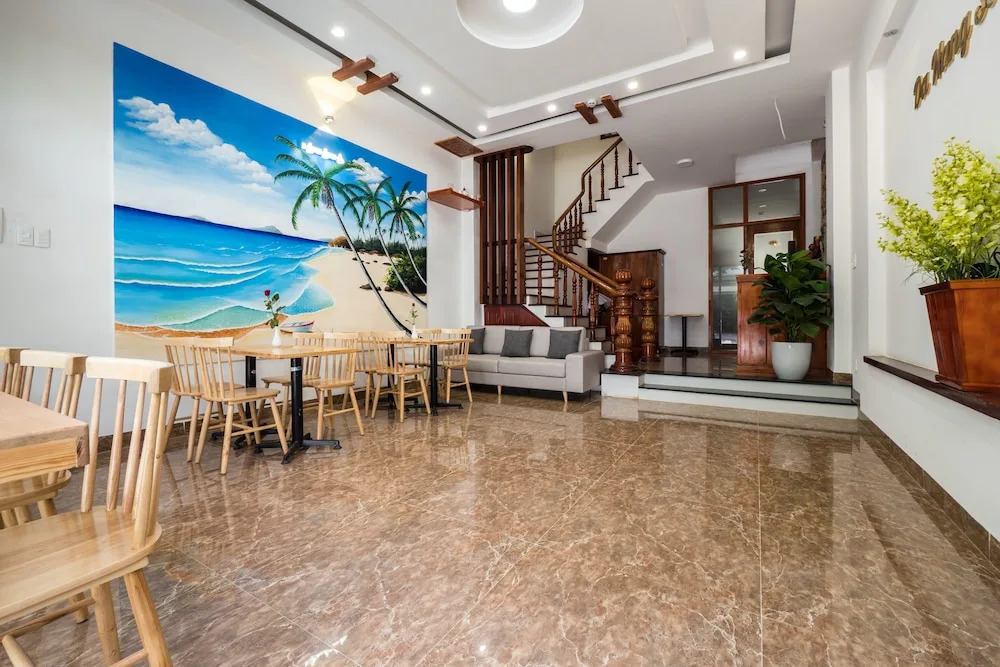 OYO 132 Ochna Hotel