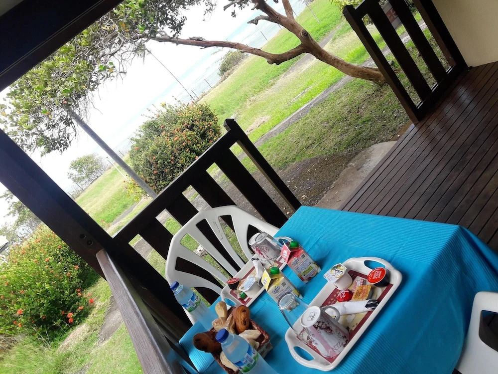 Apartment With one Bedroom in La Trinité, With Wonderful sea View, Furnished Garden and Wifi - 100 m From the Beach