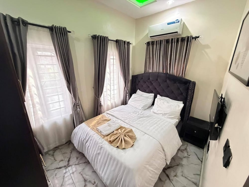 Orchid - Bliss Hotels