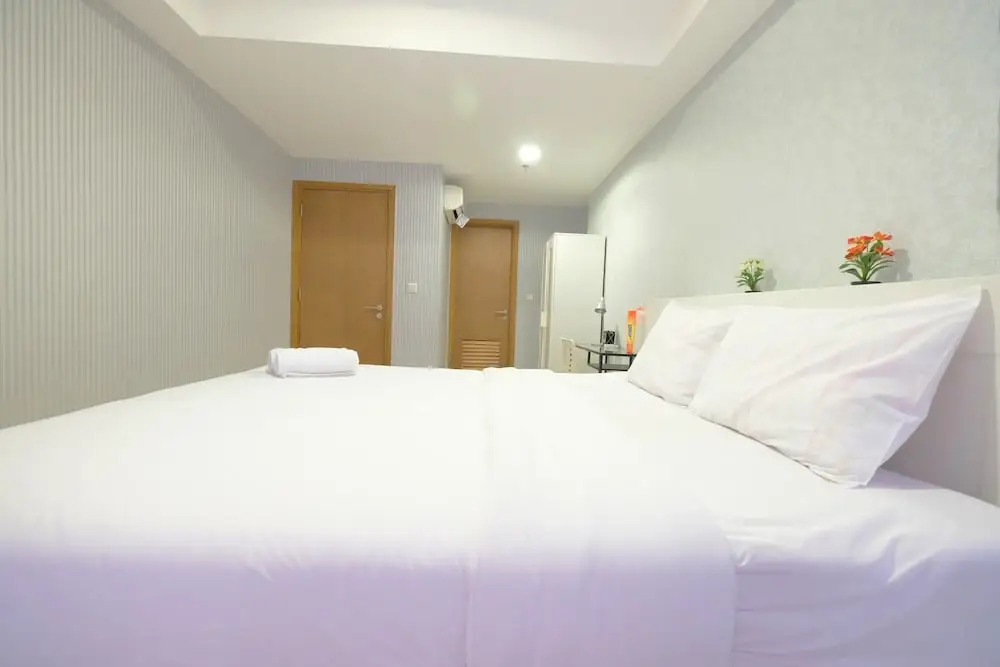 Elegant The Mansion Apartment near Kemayoran