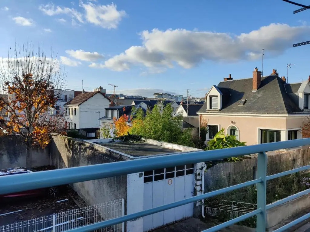 Studio Equipe, Grande Terrasse, a Cote de la Gare